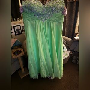 Prom dress